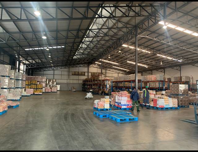 4,082M² WAREHOUSE FOR SALE IN MEISIES HALT